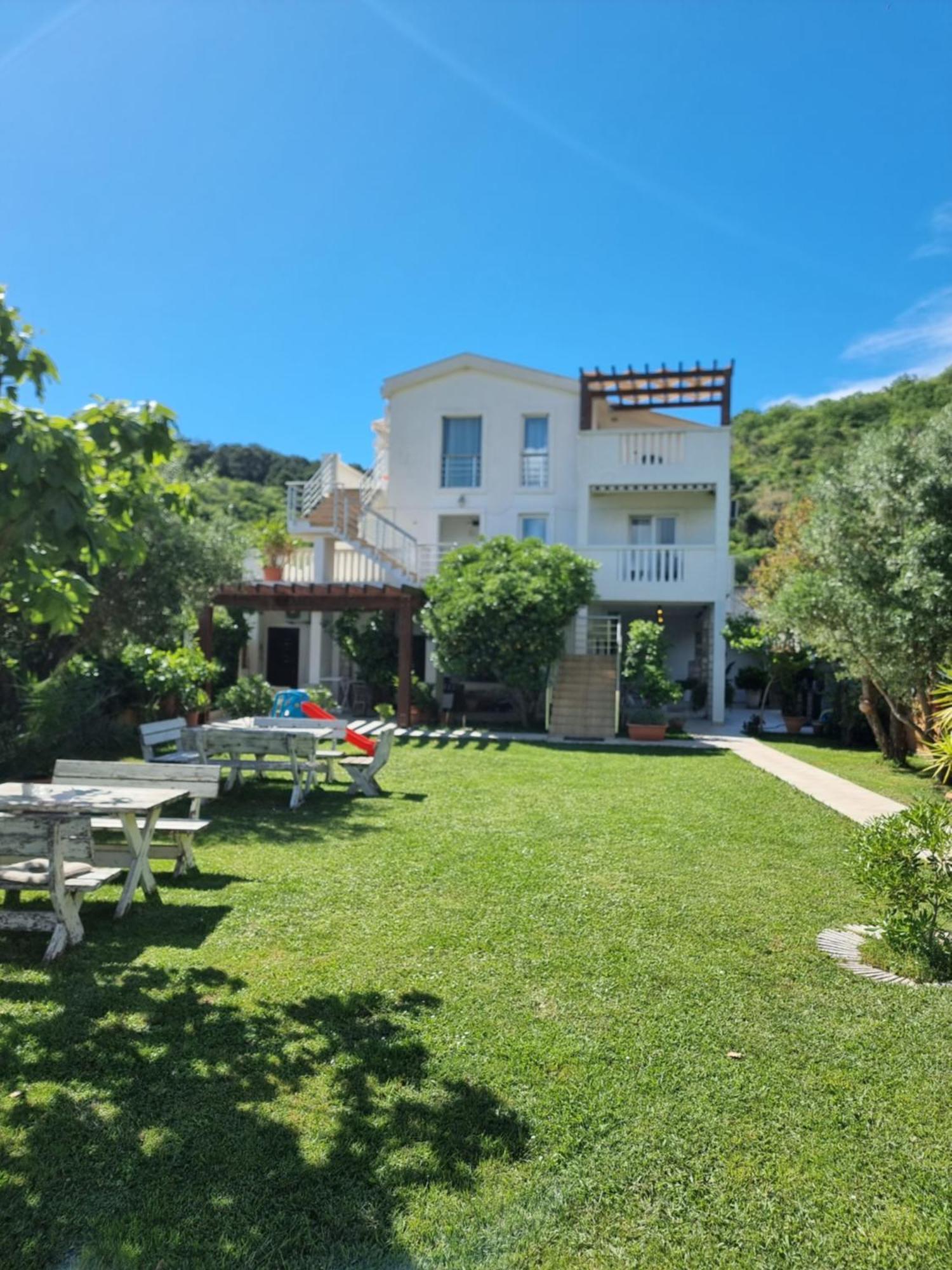 Apartments Villa Marija Petrovac Exteriér fotografie